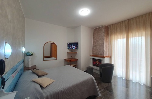 Acri Hotel | Hotel Supersonik