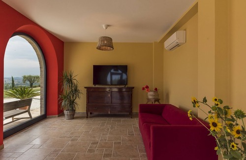 Corridonia House | House Ansietta swimming pool, whirlpool, lounge, picnic area wi-fi air conditioning