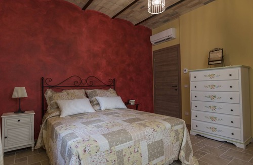 Corridonia House | House Ansietta swimming pool, whirlpool, lounge, picnic area wi-fi air conditioning