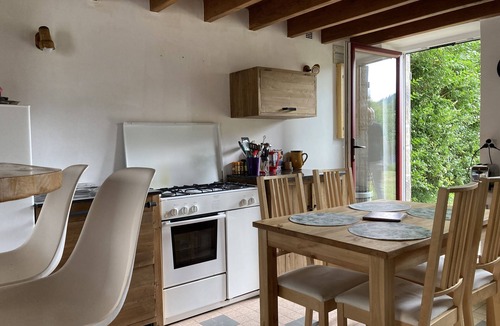 La Nouaille House | House between fields and forest with a large enclosed garden in a hamlet in the Creuse region
