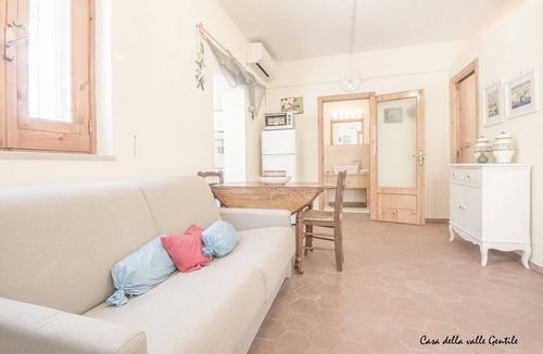 Mattinata House | House of the gentle valley