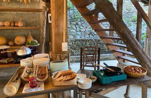 Van Ho Ski Chalet | HUA TẠT HMONG Retreat