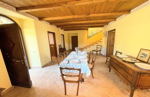 Colpetrazzo Villa | Huge villa with exclusive lap pool, grounds + gardens. Wifi. Sleeps 8