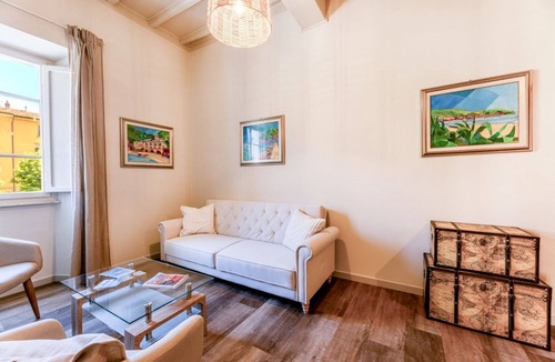 Portoferraio Old Town Apartment | I DUE MONDI ROOMS - CAMERA MENTANA