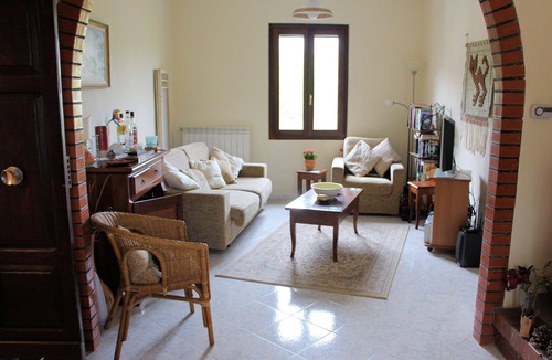 Castiglione Messer Raimondo House | Idyllic air-conditioned villa with mountain views. Nature, villages & vineyards.