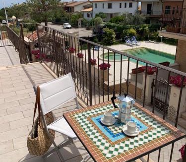 Cupra Marittima Apartment | il borghetto Bennie en Liisa