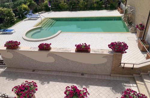 Cupra Marittima Apartment | il borghetto Bennie en Liisa