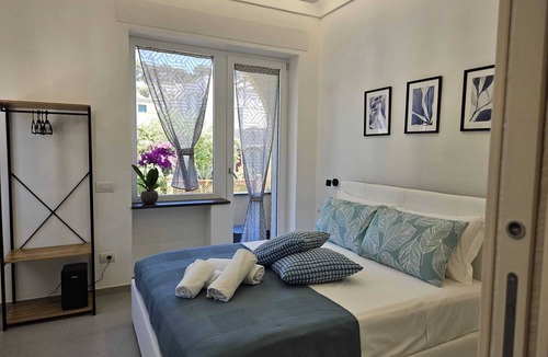 Tiberio Bed & Breakfast | Il Portico BB Capri