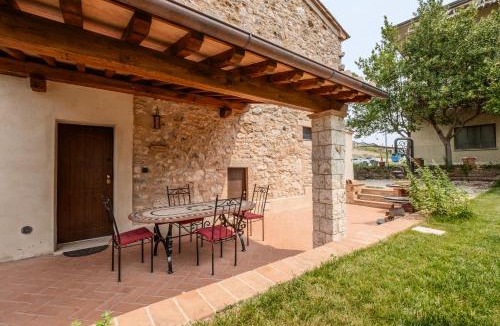 Semproniano House | Il rifugio illuminato