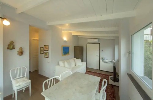 Lacco Ameno Apartment | In finely finished villa just minutes from the sea and the town