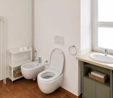Grotte di Castro Apartment | IN THE HILLS NEAR THE LAKE, Relax e Comfort