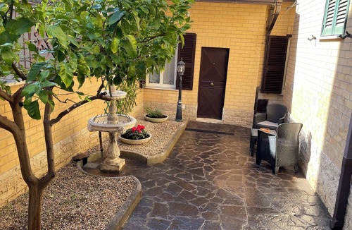 Aurelio Apartment | Independent apartment, private garden on ViaAurelia area Vaticano City
