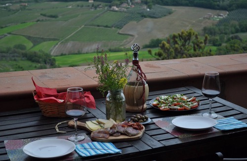Montepulciano House | INDEPENDENT HOUSE LARGE TERRACES & SPECTACULAR VIEWS in CENTER W. PARKING