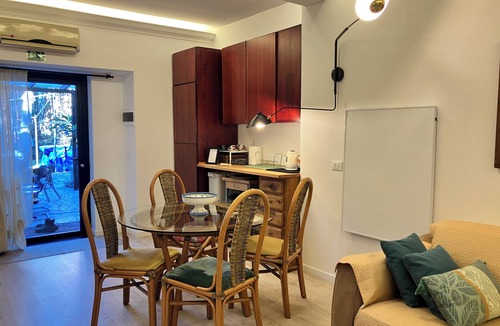 Quartiere XX Ardeatino Apartment | Independent house with garden EUR Laurentina