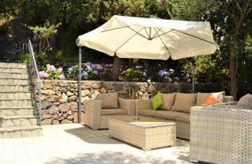 Forio House | Ischia-Forio-Punta Caruso-La Grille du coq-villa 4 il prezzo della villa è riferito all'intero alloggio con il limite delle persone previste n 6