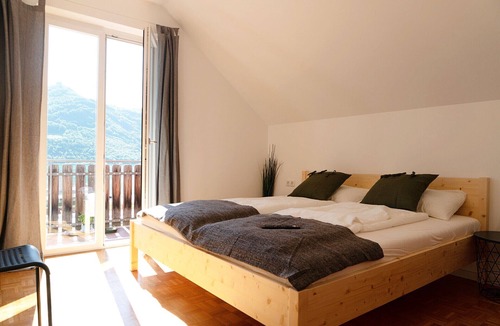 Seestrasse Apartment | 700A Apartments Am See