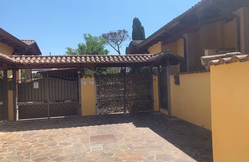 Ostia Antica House | Ostia Antica - LA CASA DI LAURA - JACUZZI & GARDEN