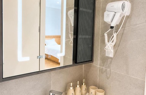 Hai Phong Hotel | K-Dragon Hotel Đồi Rồng, Đồ Sơn