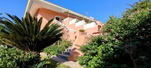Anzio House | Katy's Garden, house with garden near the sea, relaxation and privacy