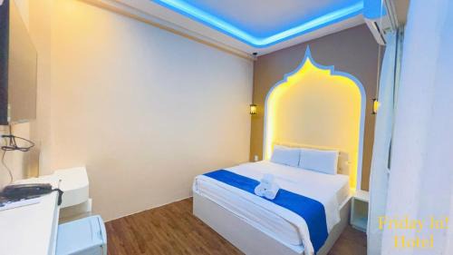 District 10 Hotel | Khách sạn Friday Hi