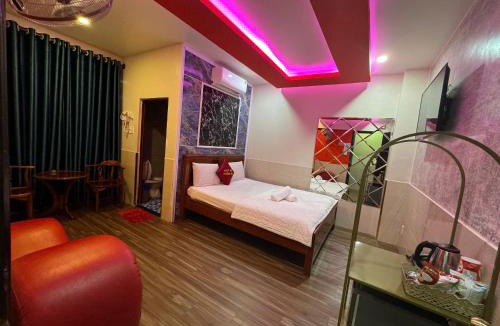 Binh Thanh Hotel | Khách Sạn Phương Linh 2