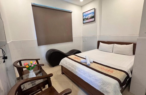 District 12 Hotel | Khách Sạn Thúy An