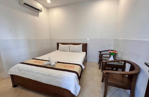 District 12 Hotel | Khách Sạn Thúy An