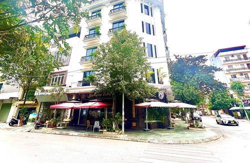 Bac Ninh Hotel | Khach san Huong Man Lau