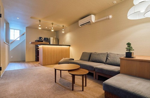 Nishinari House | Konjakuso Osaka Tsutenkaku Steam Bath House /Osaka Ōsaka