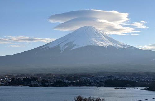 Oishi Hotel | Kumonoue Fuji Hotel Deluxe room - Mt Fuji view with open-air bath