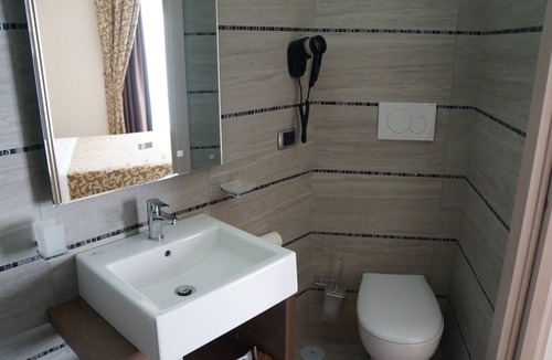 Anzio Hotel | L'Approdo