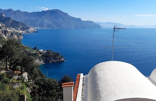 Conca dei Marini Apartment | L'Isola di Prospero: Dimora d'Arte del '400 vista mare