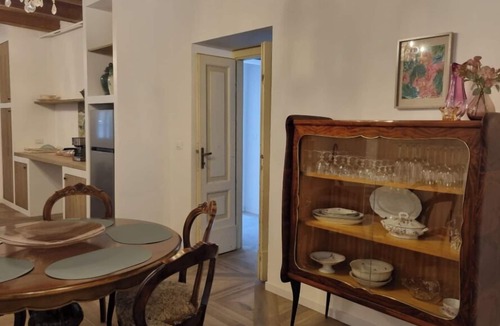 Venarotta House | La Bellezza dei Fiori