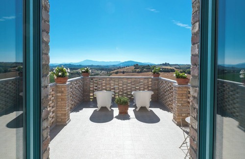 Monteprandone House | La Buona Maniera, Marche