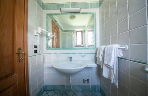 Celsa Village Hotel | La Capannina - Hotel & Apartments