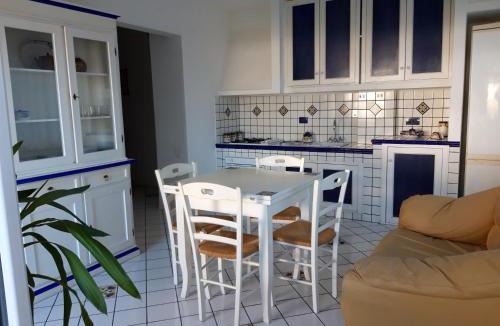 Fiumicello Santa Venere Apartment | La casa Bianca