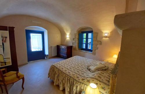 Abbateggio Bed & Breakfast | La casa dalle finestre blu