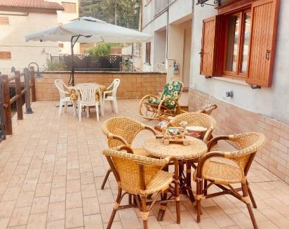 Campo di Giove Apartment | La casa nel bosco - Chalet panoramico a Campo di Giove nel cuore del Parco della Majella