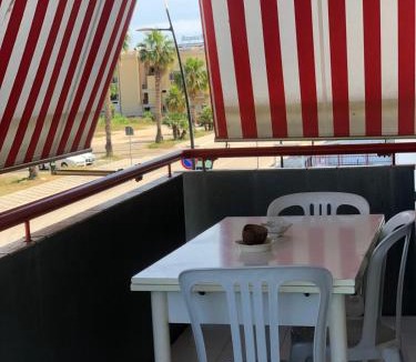 Lido di Campomarino Apartment | la casa rossa