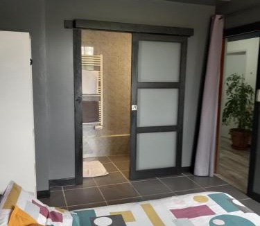 Sereilhac Bed & Breakfast | La chambre du Clos Barriant