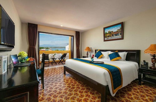 Hoi An Hotel | La Charm Hoi An Hotel - Peaceful Boutique In Old Town