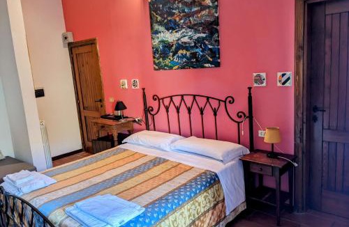 Montemonaco House | La Cittadella Dei Monti Sibillini