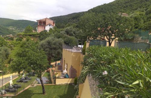 Campinola Apartment | La Cornice dei Monti