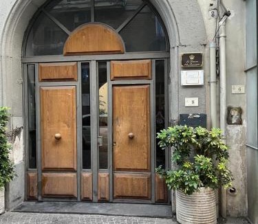 Castellammare di Stabia Apartment | La Dimora della Baronessa Smeraldo