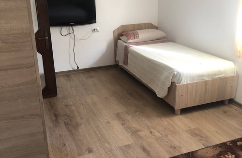 Borsa Bed & Breakfast | La doar 3 minute de Pârtia Olimpică Borșa Compex Maramures, intr-un loc pitoresc