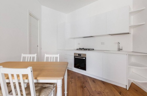 Gianicolense Apartment | La Dolce Vita - Stylish Flat inTrastevere 60sqm