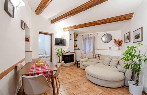 San Demetrio ne' Vestini House | La Ginestra