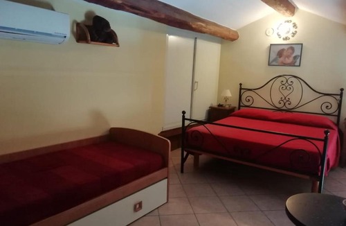 Soriano nel Cimino Apartment | La Girandola