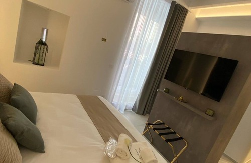 Barletta Hotel | La Maison De Rosaline - L'imperatrice