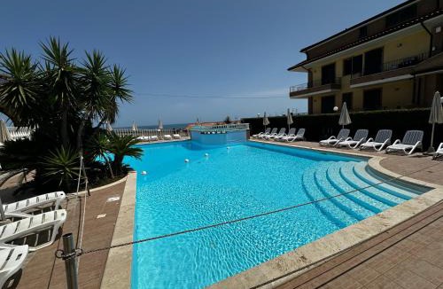 Tortoreto Lido Apartment | La Piazzetta